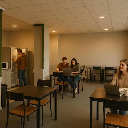 فندق Coworking Balance فالنسيا المظهر الخارجي الصورة